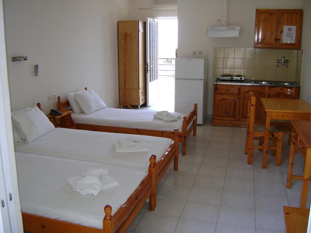 Hotel Kallithea Loutra Edipsou  Bilik gambar
